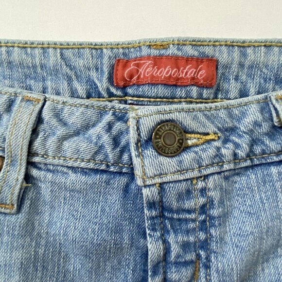 Aeropostale Women's size 3/4 Distressed Raw Hems Blue Jean Denim Booty Shorts - Picture 3 of 10